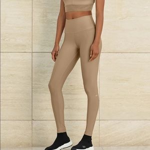 Alo Yoga High Waist Airlift legging, xs Gravel